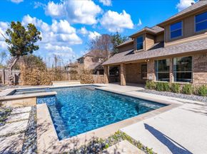 12101 Labrador Bay CT, Austin TX 78732