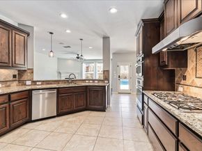 12101 Labrador Bay CT, Austin TX 78732