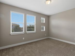 7107 Mowbray ST 44, Austin TX 78741