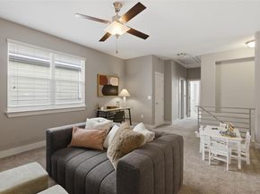 7107 Mowbray ST 44, Austin TX 78741