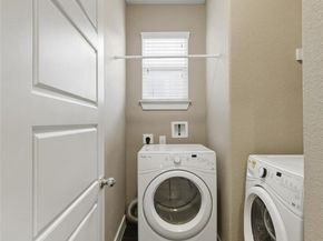 7107 Mowbray ST 44, Austin TX 78741