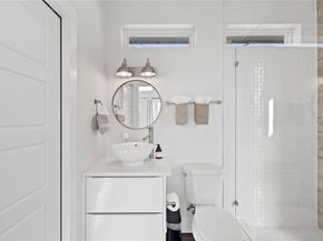 1904 E 17th ST B, Austin TX 78702