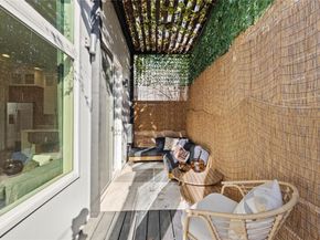 1904 E 17th ST B, Austin TX 78702