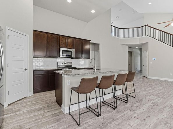 9213 Margaret Jewel LN, Austin TX 78748