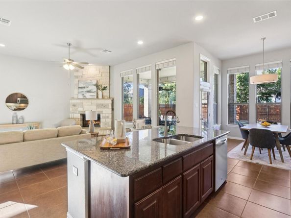 7906 Turnback Ledge TRL, Lago Vista TX 78645