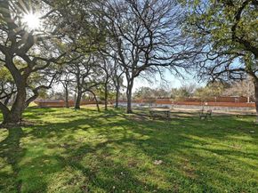 8922 Menchaca RD 303, Austin TX 78748