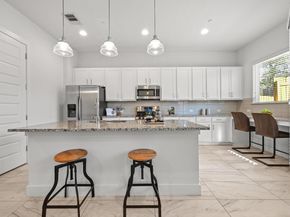 8922 Menchaca RD 303, Austin TX 78748