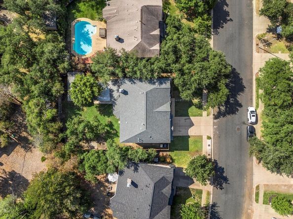 13321 Humphrey Dr, Austin TX 78729
