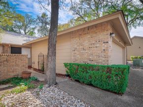 7211 Lakewood DR E118, Austin TX 78750