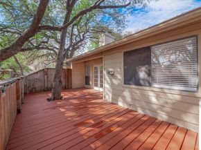 7211 Lakewood DR E118, Austin TX 78750