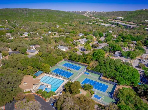 7211 Lakewood DR E118, Austin TX 78750