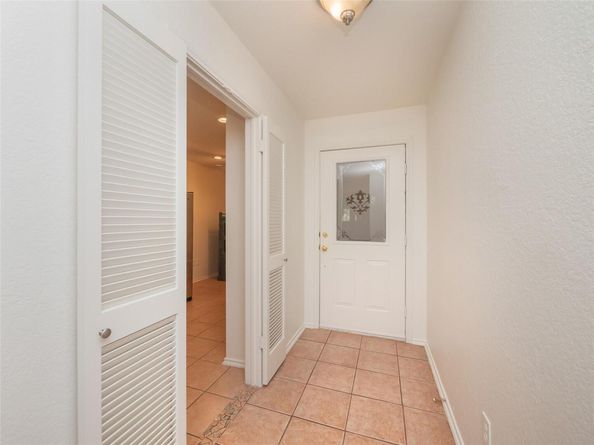 7211 Lakewood DR E118, Austin TX 78750