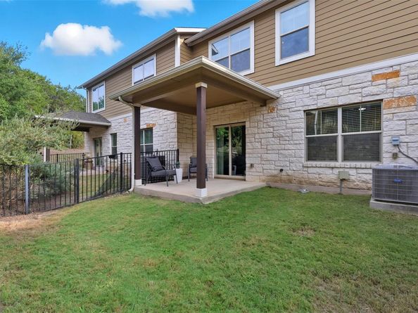 516 E Slaughter LN 2303, Austin TX 78744