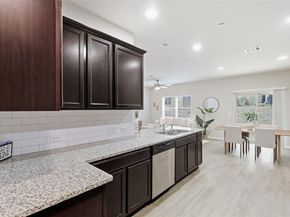 516 E Slaughter LN 2303, Austin TX 78744