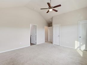 516 E Slaughter LN 2303, Austin TX 78744