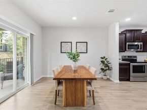 516 E Slaughter LN 2303, Austin TX 78744