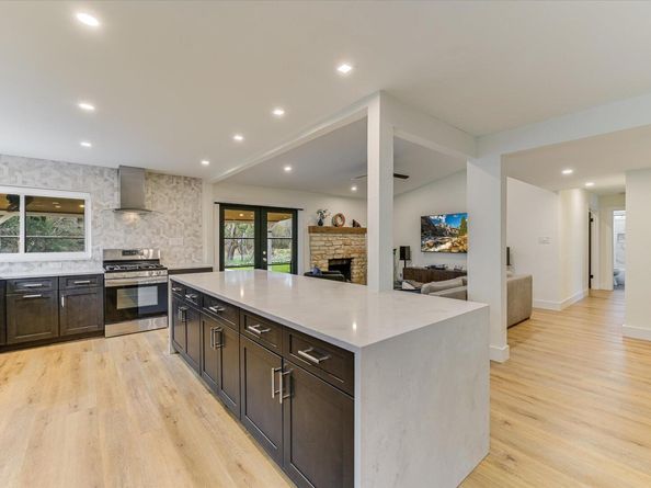4511 Cliffstone CV, Austin TX 78735