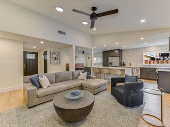 4511 Cliffstone CV