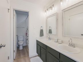 170 World Of Tennis SQ, Lakeway TX 78738