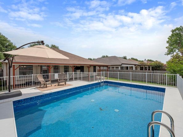 1500 Lochaline LOOP, Pflugerville TX 78660