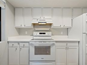 7635 Guadalupe ST 102, Austin TX 78752