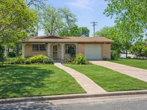 1201 Larkwood DR, Austin TX 78723