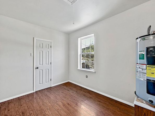 10613 Turkey Bend DR, Jonestown TX 78645