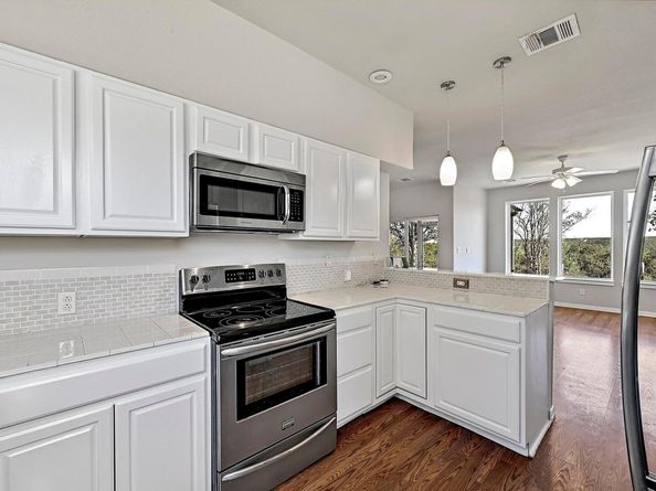 10613 Turkey Bend DR, Jonestown TX 78645