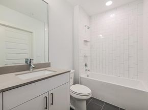 2213 Poquito ST 315, Austin TX 78722