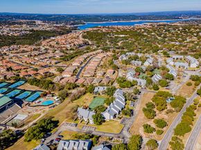 133 World Of Tennis SQ, Lakeway TX 78738