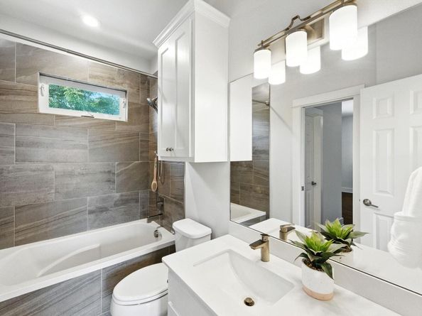 9901 San Luis TRL, Austin TX 78733