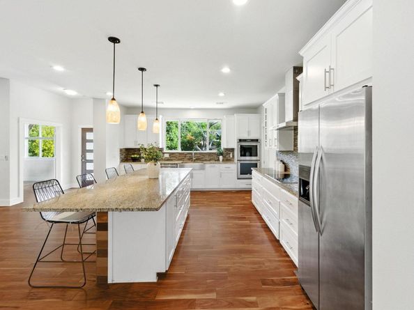 9901 San Luis TRL, Austin TX 78733