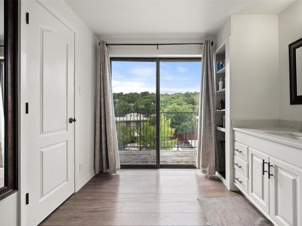 1135 Barton Hills DR 355, Austin TX 78704