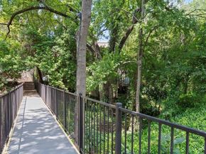 1135 Barton Hills DR 355, Austin TX 78704