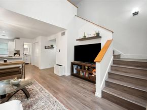 1135 Barton Hills DR 355, Austin TX 78704