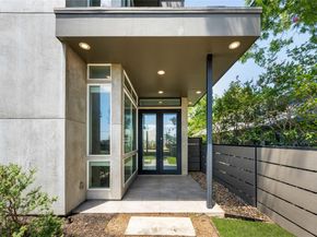 2004 E 8th ST, Austin TX 78702