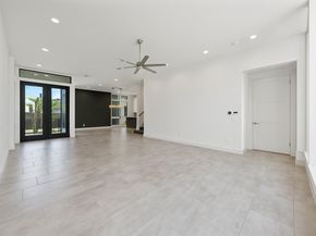 2004 E 8th ST, Austin TX 78702