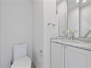 2004 E 8th ST, Austin TX 78702