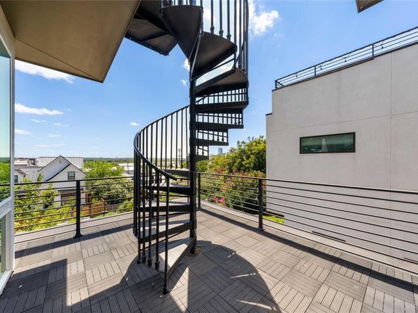 2004 E 8th ST, Austin TX 78702