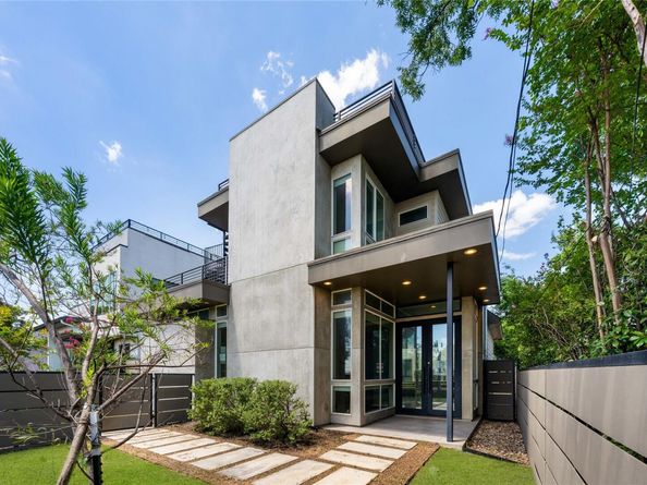 2004 E 8th ST, Austin TX 78702