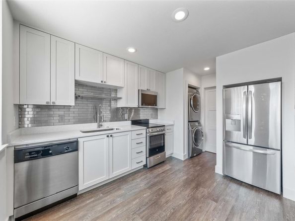 2004 E 8th ST, Austin TX 78702