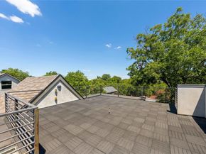 2004 E 8th ST, Austin TX 78702