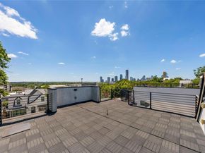 2004 E 8th ST, Austin TX 78702