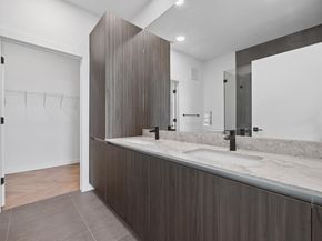 2209 S 1st ST 310, Austin TX 78704