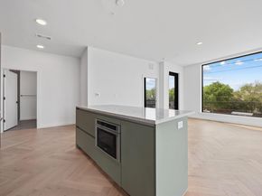 2209 S 1st ST 310, Austin TX 78704