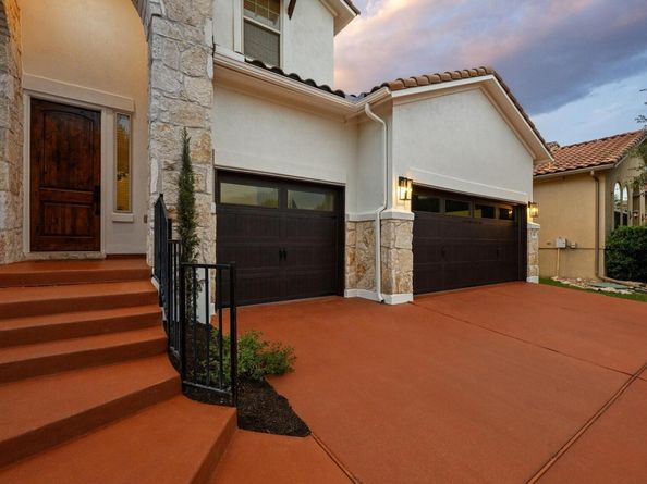 1941 Harvest Dance DR, Leander TX 78641