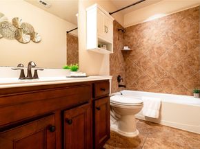 2013 Autumn Run LN, Round Rock TX 78665