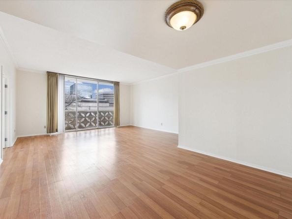 1801 Lavaca ST 2D, Austin TX 78701