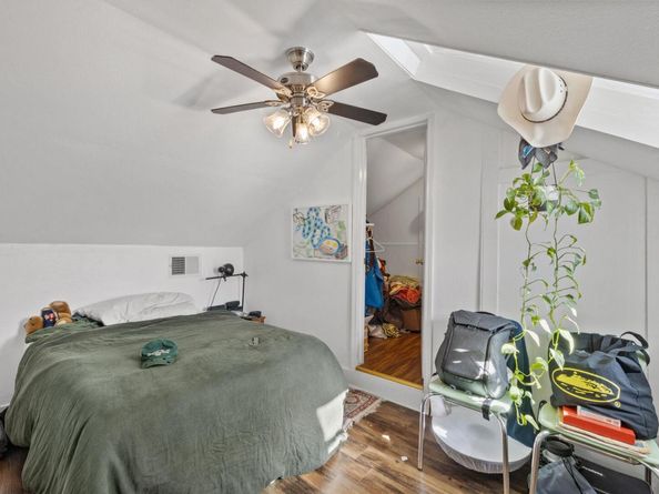 1202 E 29th ST B, Austin TX 78722