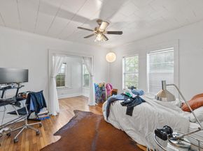 1202 E 29th ST B, Austin TX 78722